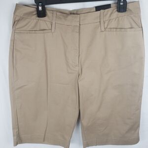 NWT George Women's Khaki Bernuda Shorts Sz 12